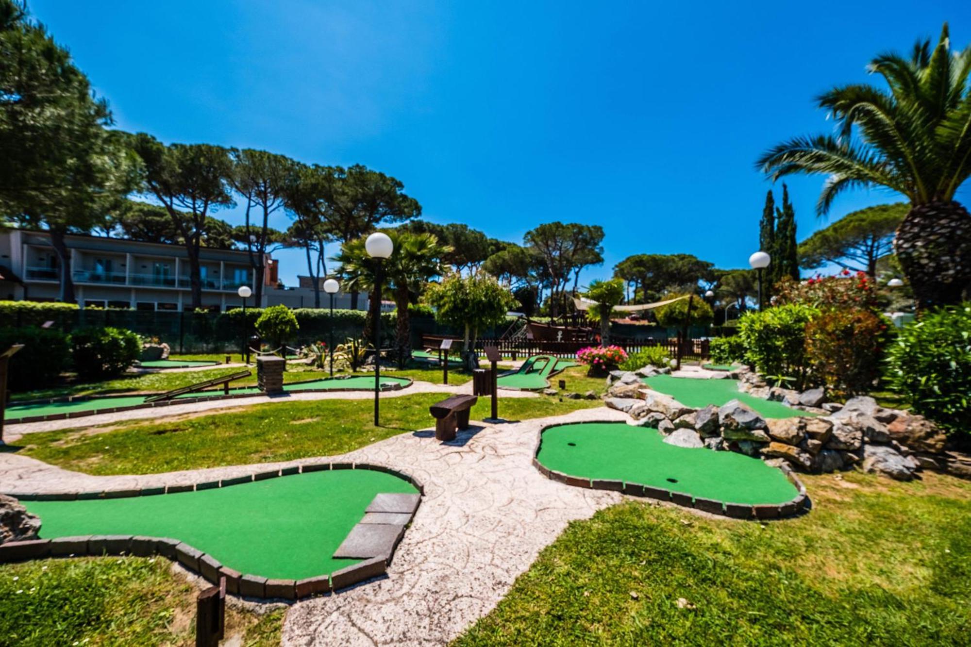 Golfo Del Sole Hotel Follonica Buitenkant foto